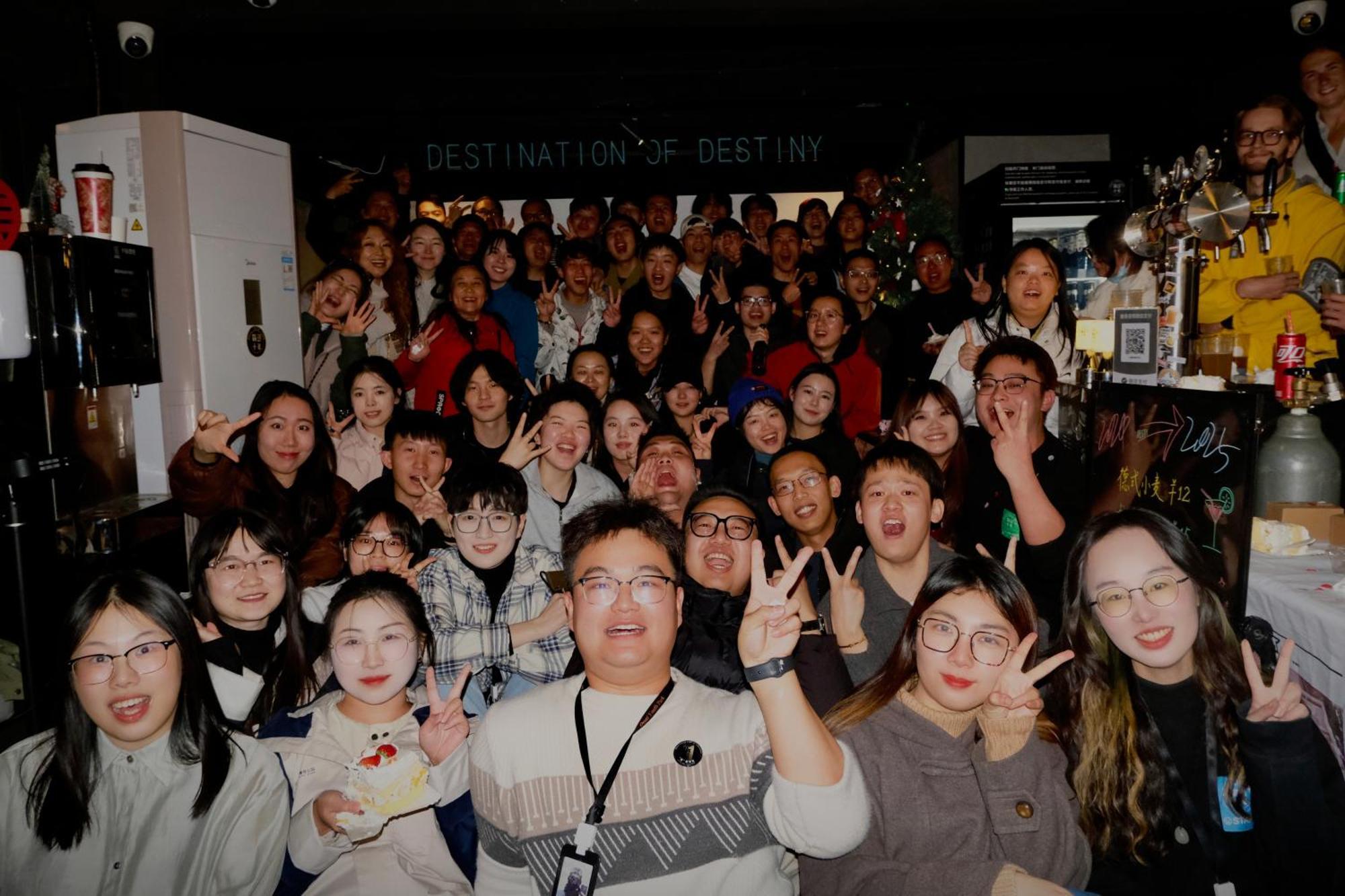 Chengdu Desti Youth Park Hostel Taikooli Екстериор снимка