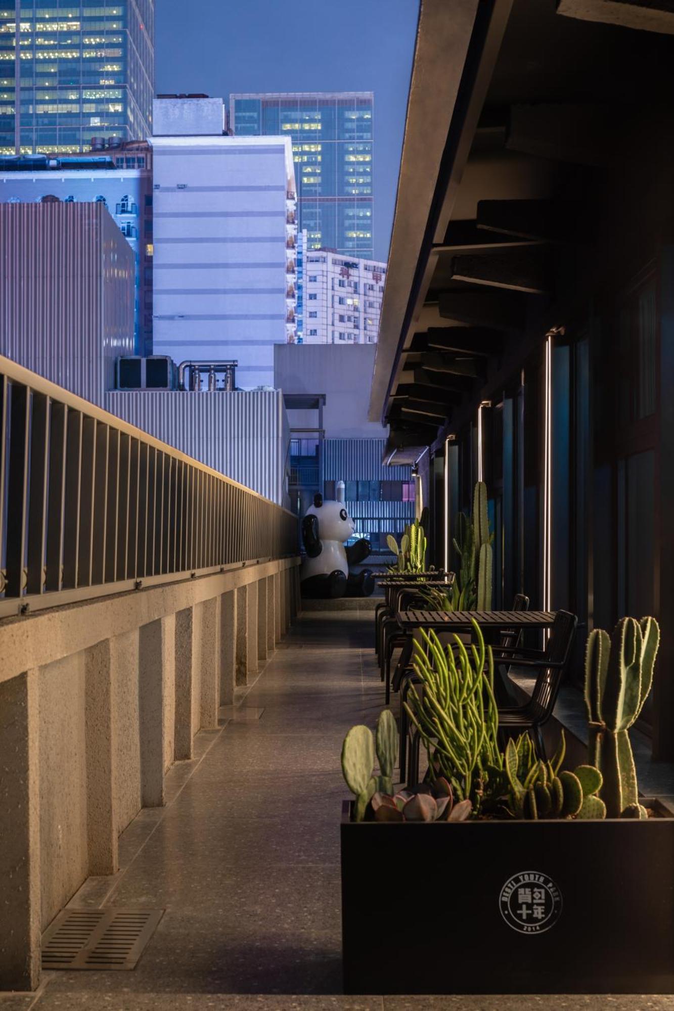 Chengdu Desti Youth Park Hostel Taikooli Екстериор снимка